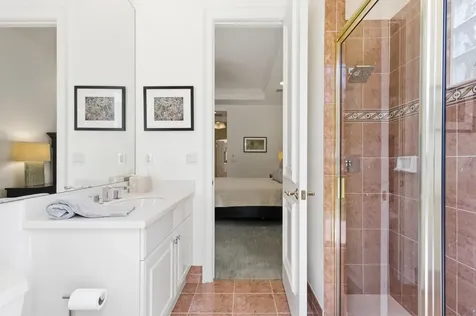 108 Via Paradisio Palm Beach Gardens FL 33418
