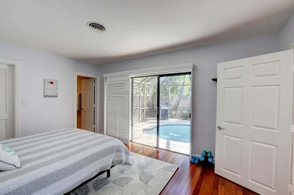 2700 Spanish River Road Boca Raton FL 33432