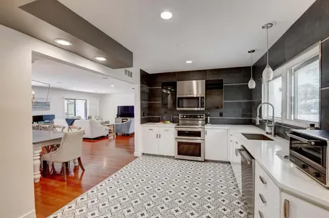 2700 Spanish River Road Boca Raton FL 33432