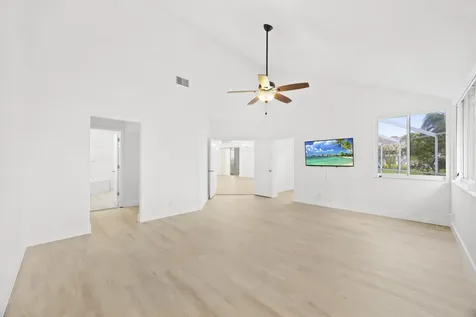 17192 Newport Club Drive Boca Raton FL 33496