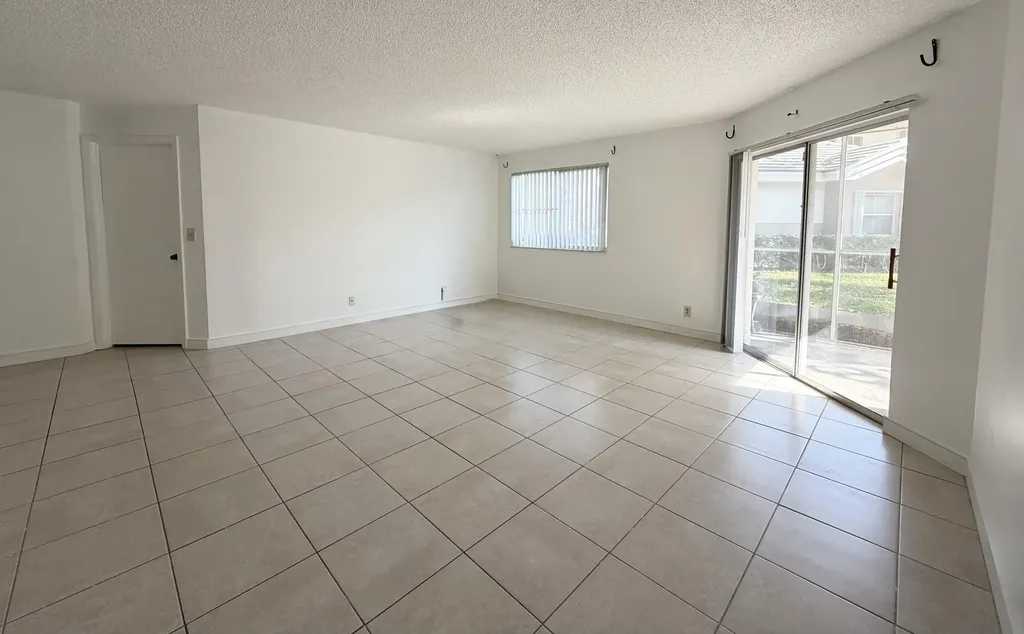 9977 Westview Drive Coral Springs FL 33076