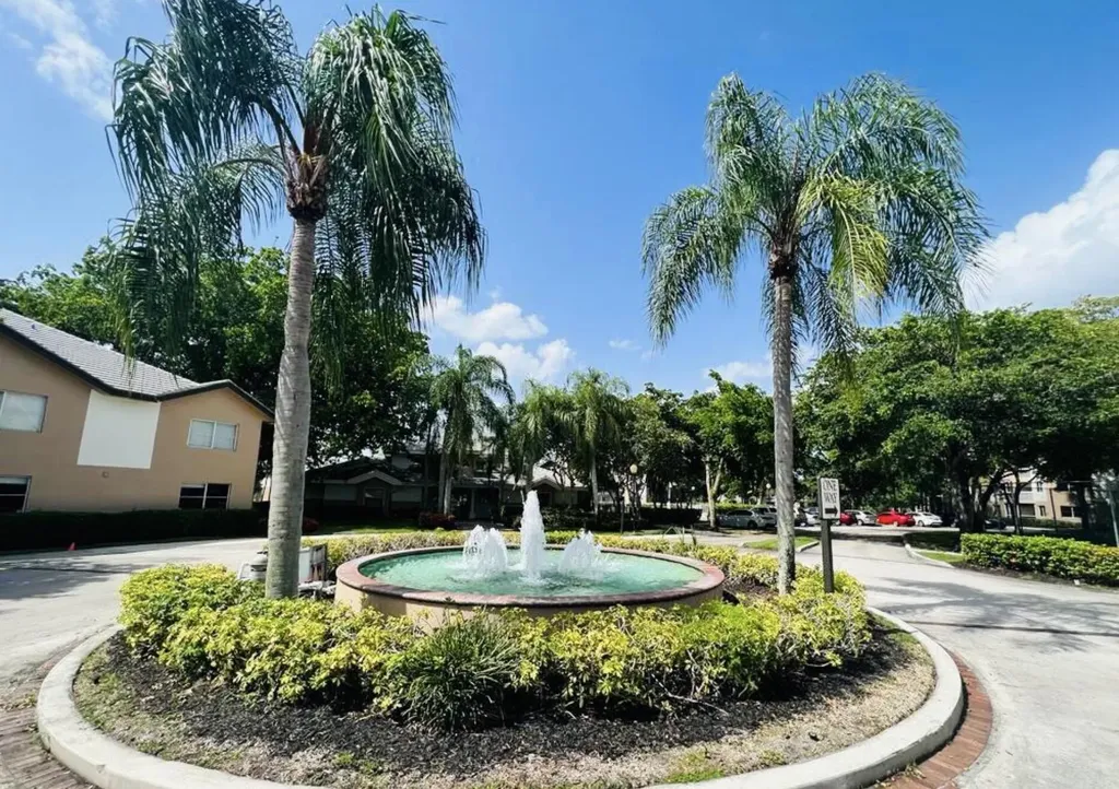 9977 Westview Drive Coral Springs FL 33076