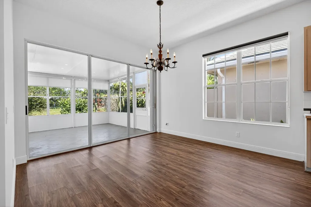 1065 Bedford Avenue Palm Beach Gardens FL 33403