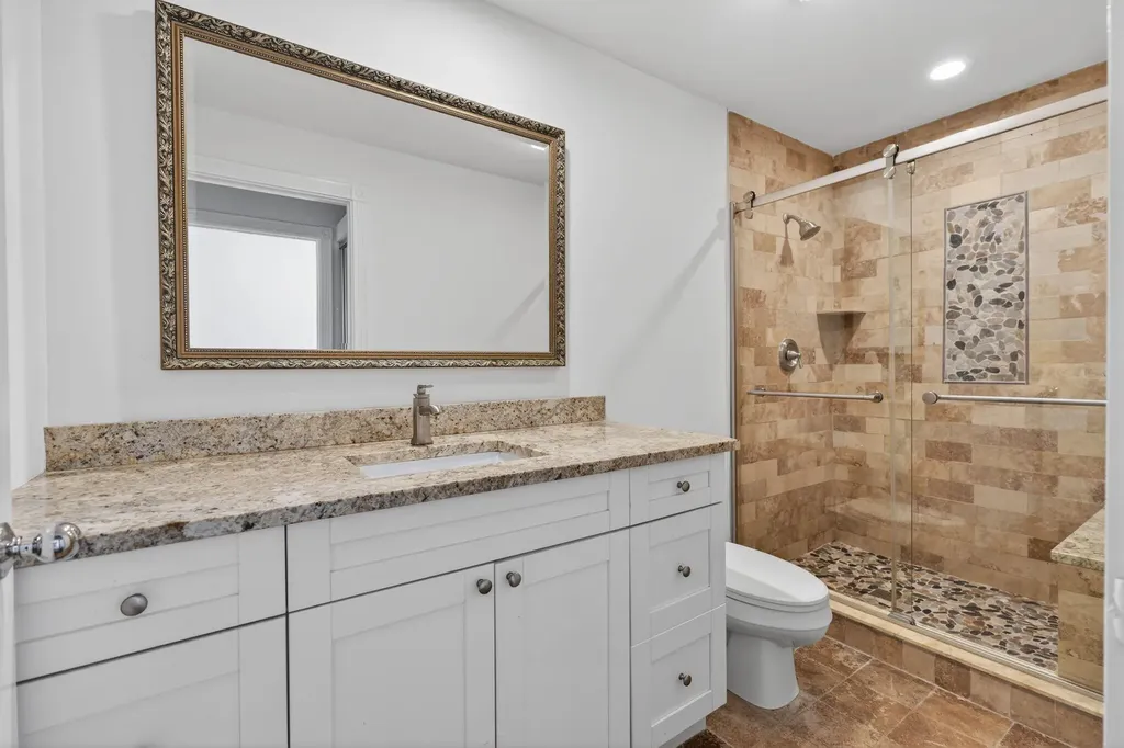 1065 Bedford Avenue Palm Beach Gardens FL 33403
