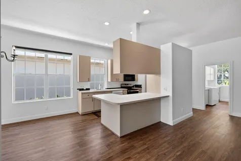 1065 Bedford Avenue Palm Beach Gardens FL 33403