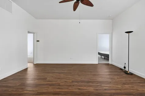 1065 Bedford Avenue Palm Beach Gardens FL 33403