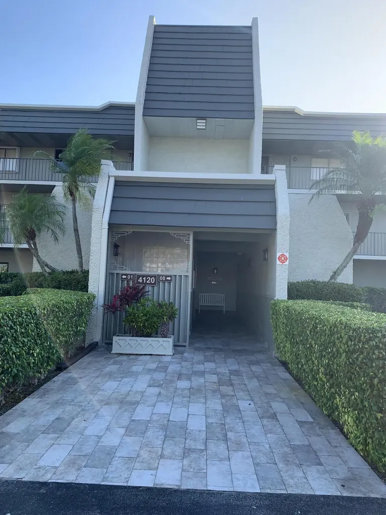 4120 Tivoli Court Lake Worth FL 33467