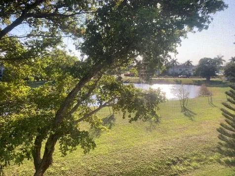 4120 Tivoli Court Lake Worth FL 33467