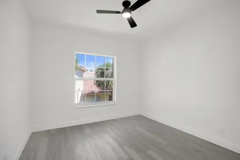 1255 NW 27th Avenue Pompano Beach FL 33069