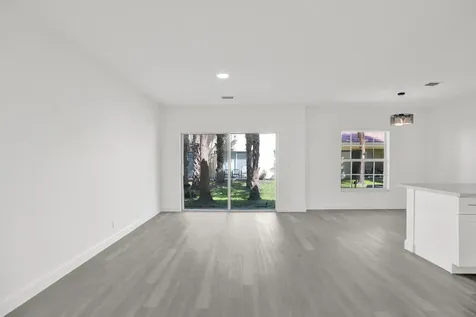 1255 NW 27th Avenue Pompano Beach FL 33069