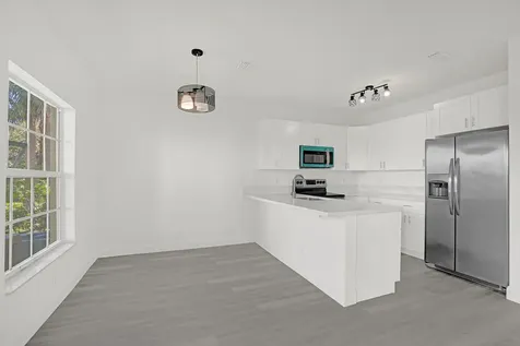 1255 NW 27th Avenue Pompano Beach FL 33069