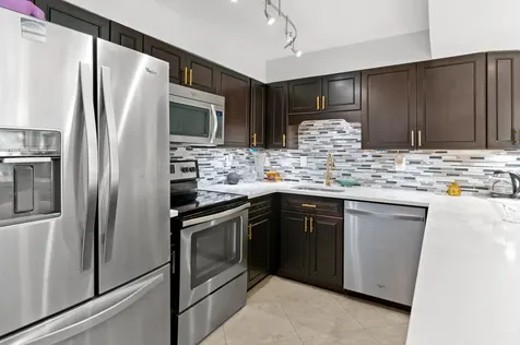 842 NE 20th Drive Wilton Manors FL 33305