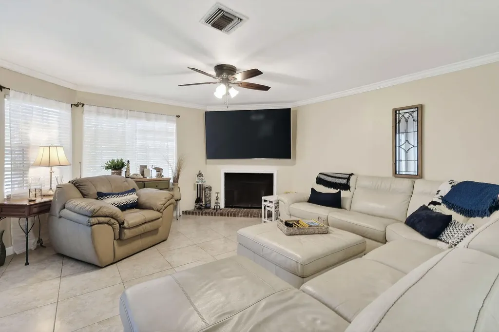 717 Ocean Dunes Circle Jupiter FL 33477