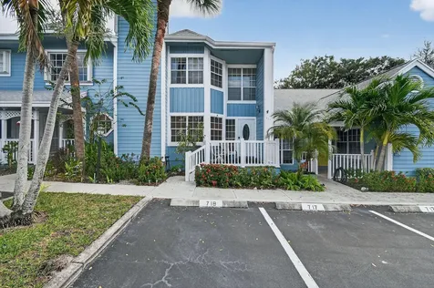 717 Ocean Dunes Circle Jupiter FL 33477