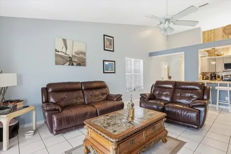 2538 SE Tropical East Circle Port St Lucie FL 34952