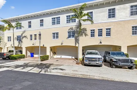 724 SW 1st Avenue Pompano Beach FL 33060