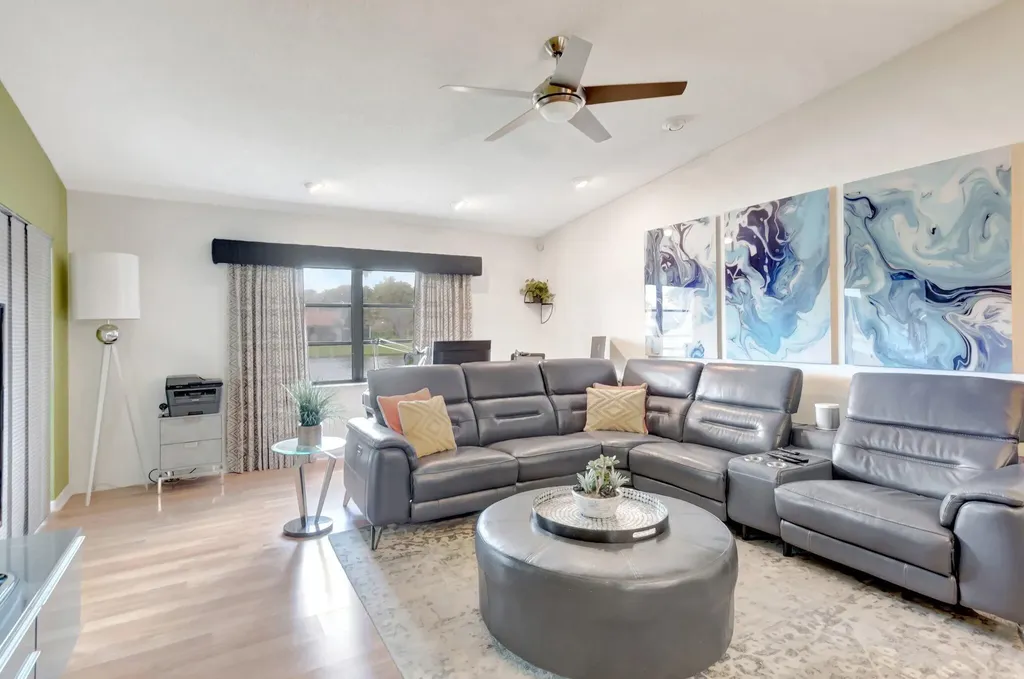 8112 Windgate Drive Boca Raton FL 33496