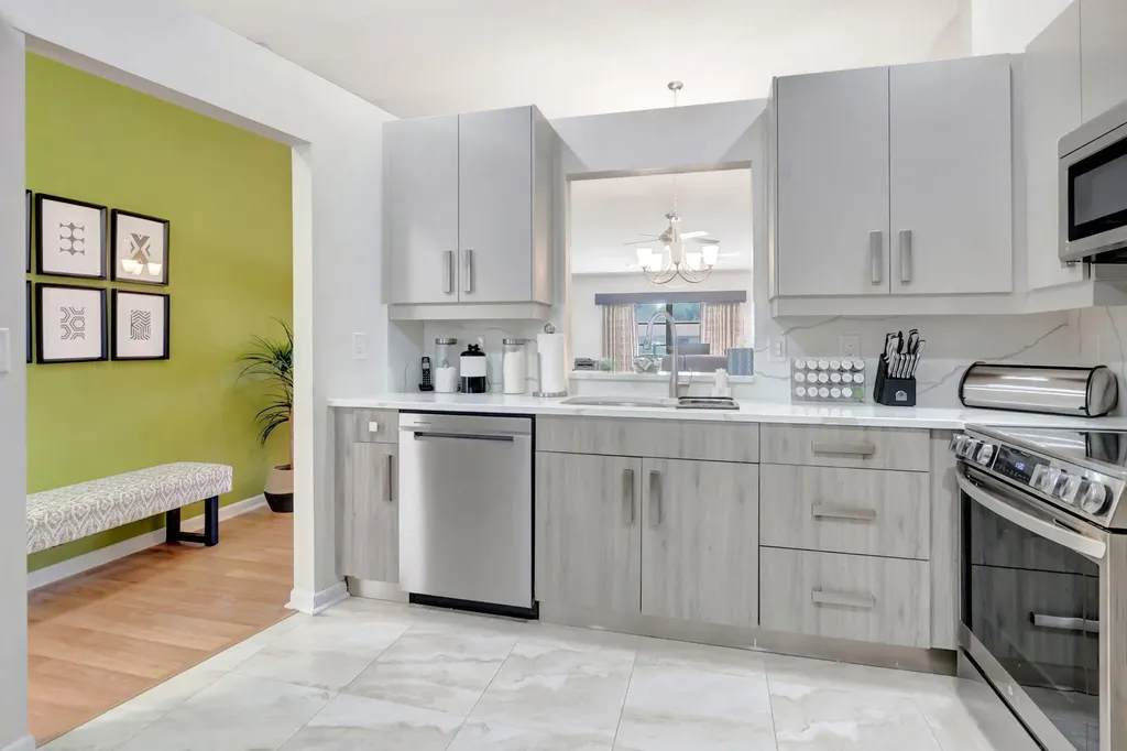 8112 Windgate Drive Boca Raton FL 33496
