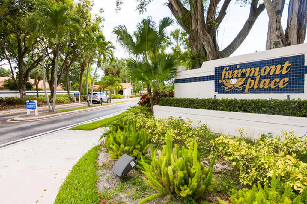 4907 Boxwood Circle Boynton Beach FL 33436