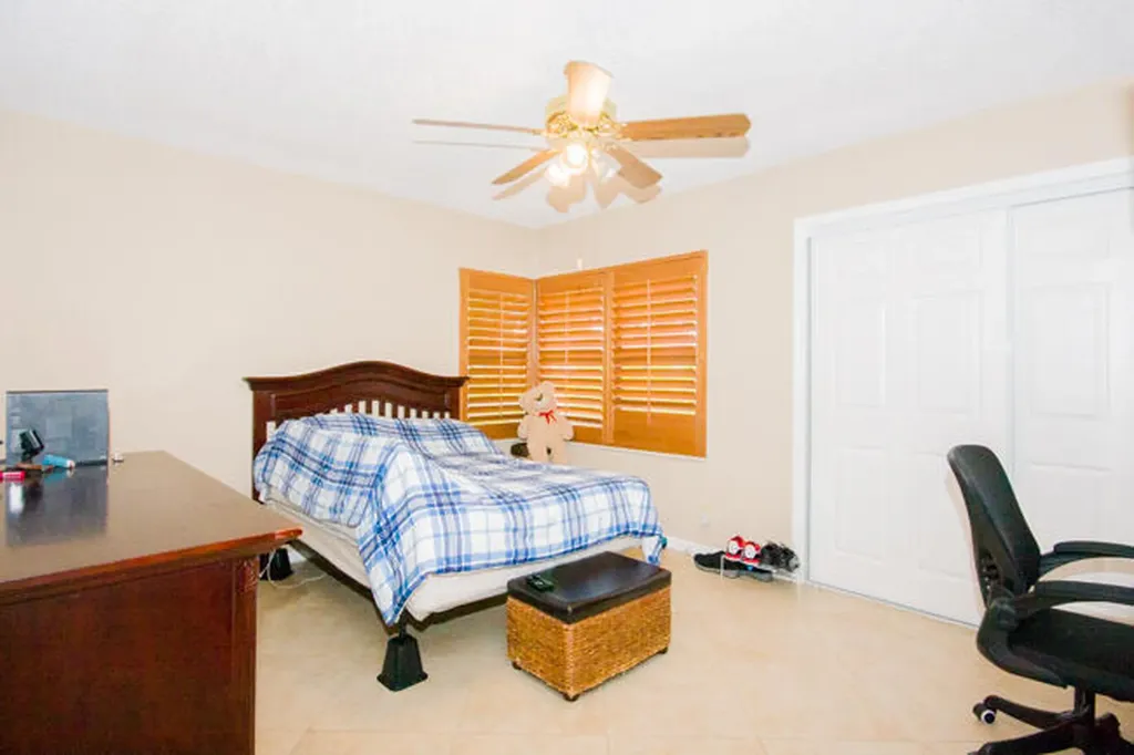 4907 Boxwood Circle Boynton Beach FL 33436