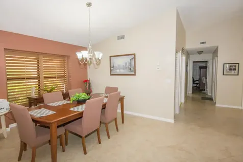 4907 Boxwood Circle Boynton Beach FL 33436