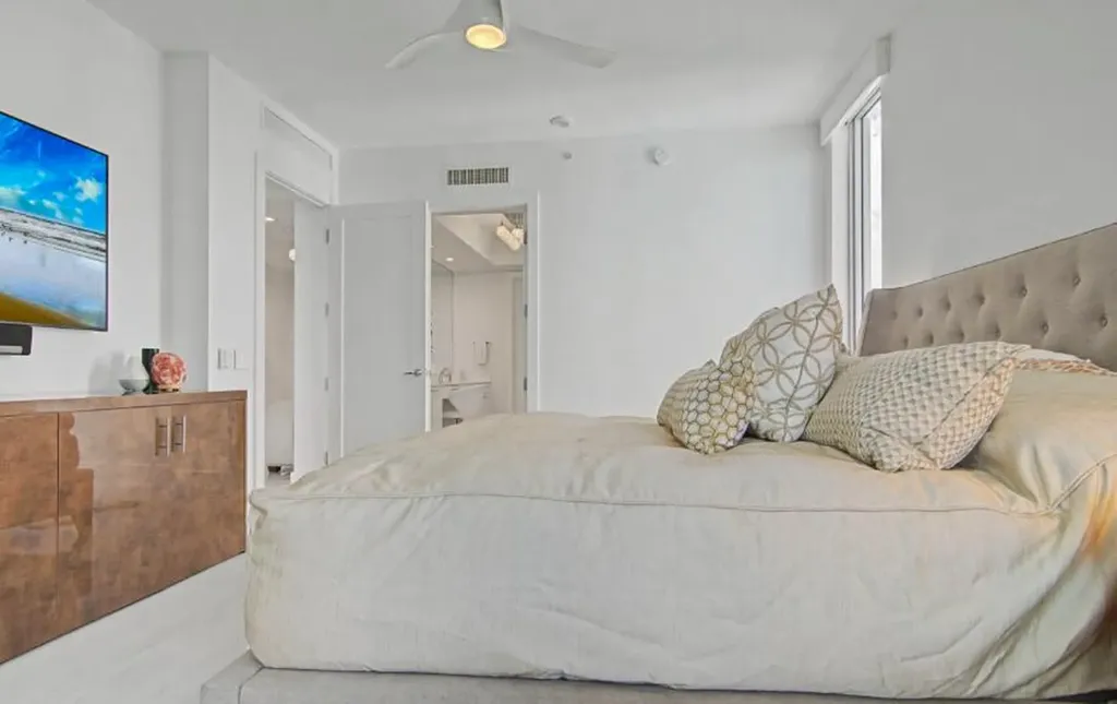 3 Water Club Way North Palm Beach FL 33408