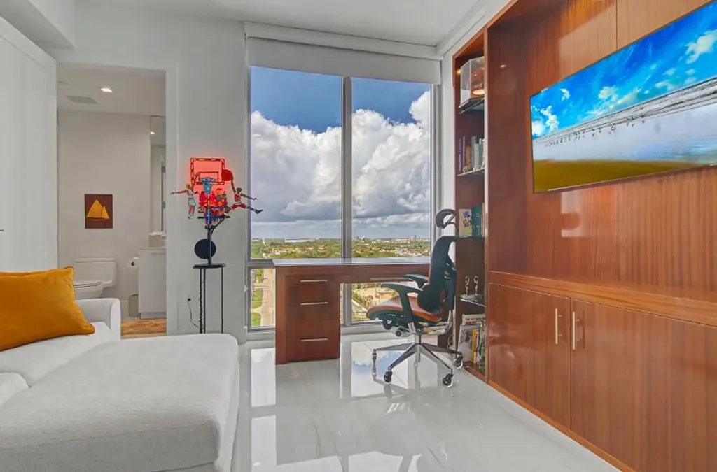 3 Water Club Way North Palm Beach FL 33408