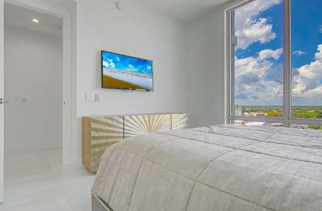 3 Water Club Way North Palm Beach FL 33408