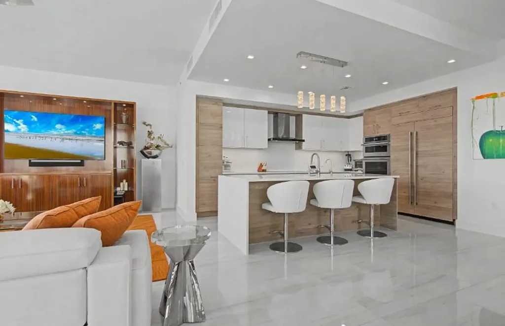 3 Water Club Way North Palm Beach FL 33408