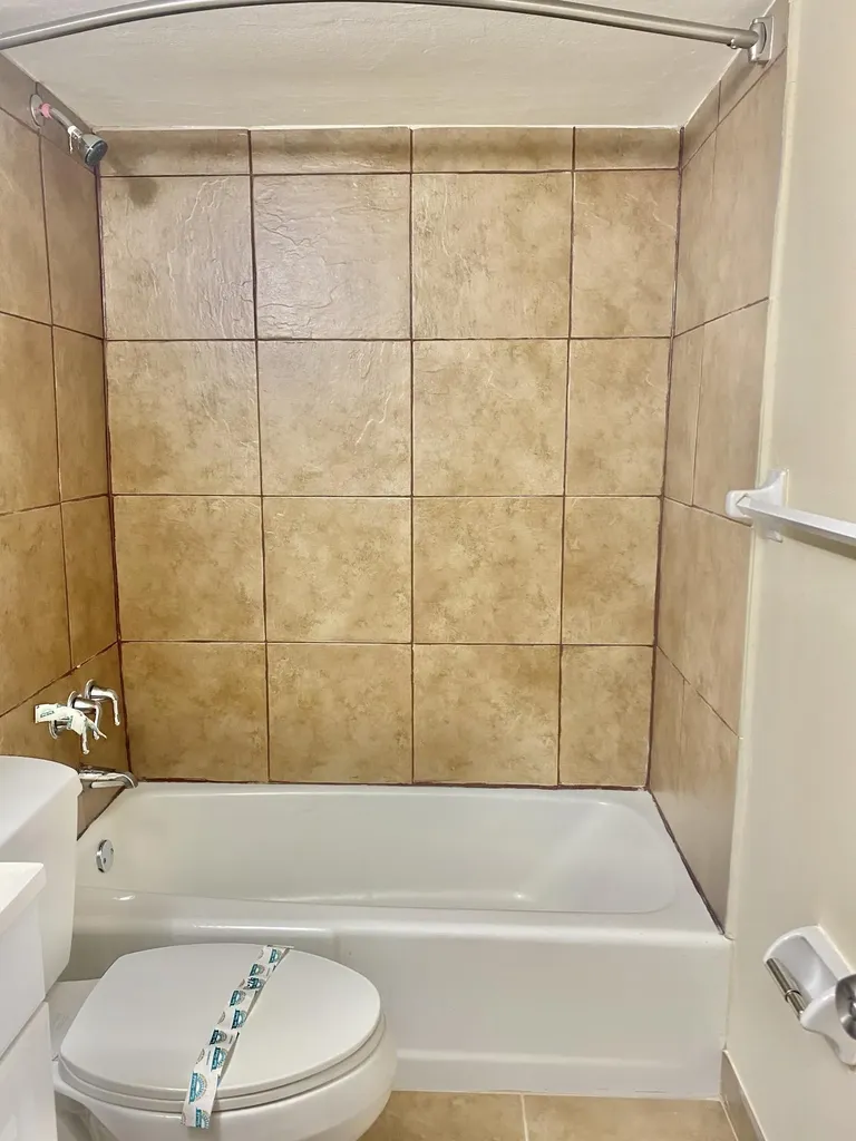 2303 S Federal Highway Boynton Beach FL 33435