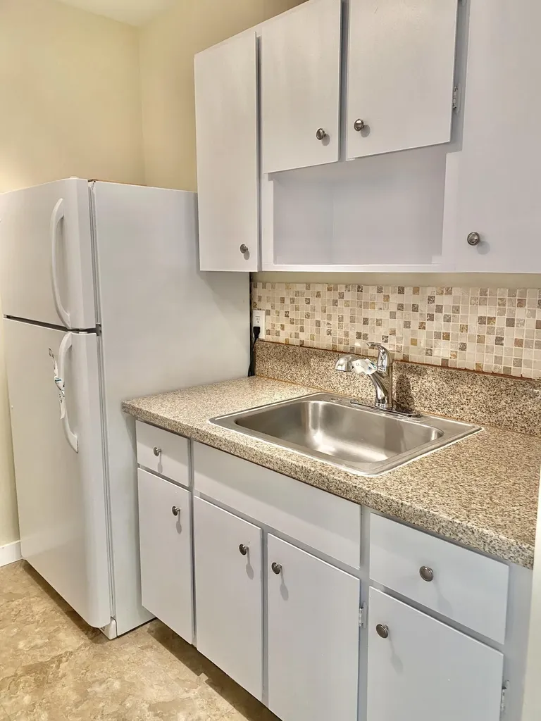 2303 S Federal Highway Boynton Beach FL 33435