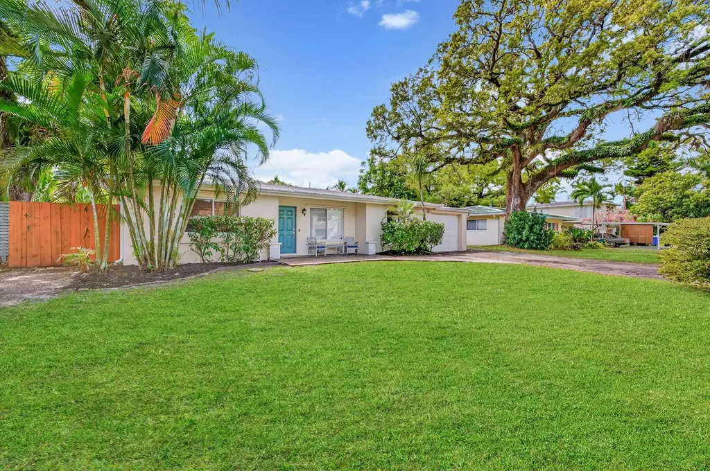 3030 SW 23rd Street Fort Lauderdale FL 33312