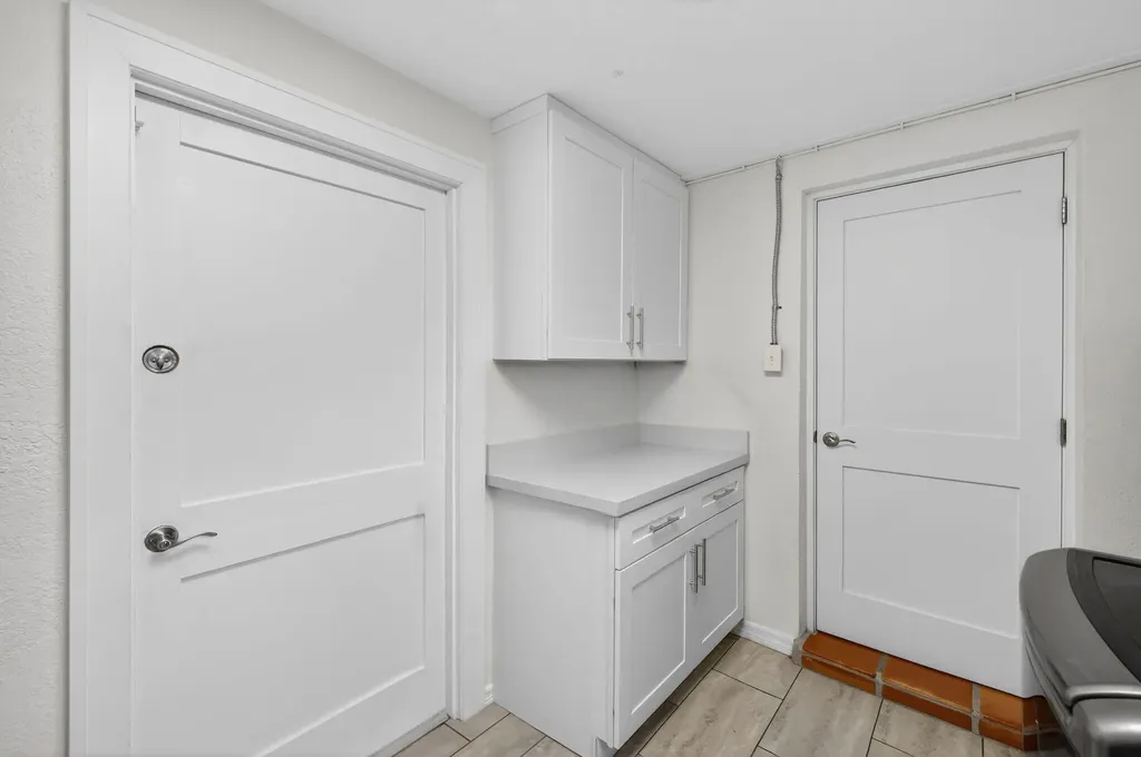 3030 SW 23rd Street Fort Lauderdale FL 33312
