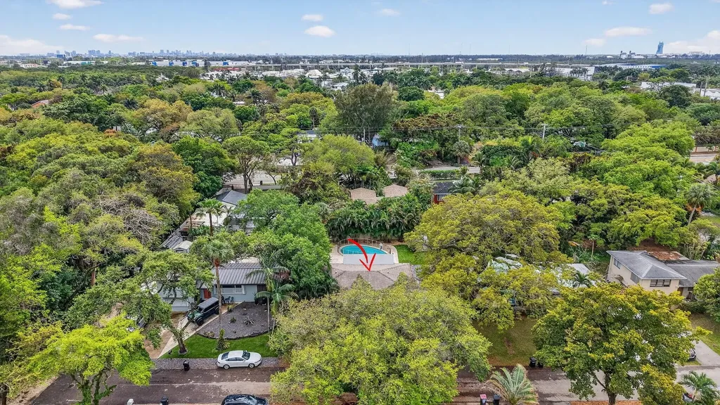 3030 SW 23rd Street Fort Lauderdale FL 33312