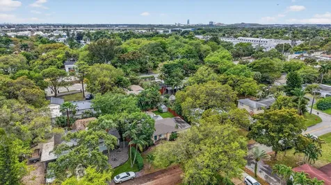 3030 SW 23rd Street Fort Lauderdale FL 33312