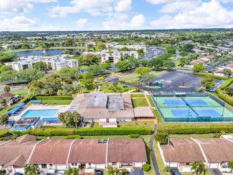 5190 Las Verdes Circle Delray Beach FL 33484