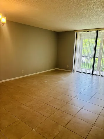 5190 Las Verdes Circle Delray Beach FL 33484