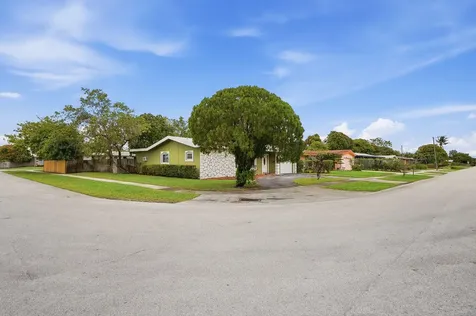 2301 NW 37th Avenue Lauderdale Lakes FL 33311