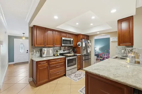 2301 NW 37th Avenue Lauderdale Lakes FL 33311