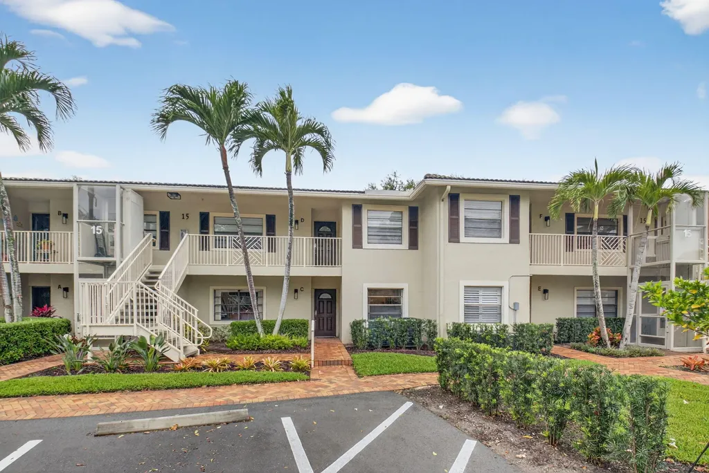 15 Stratford Drive Boynton Beach FL 33436