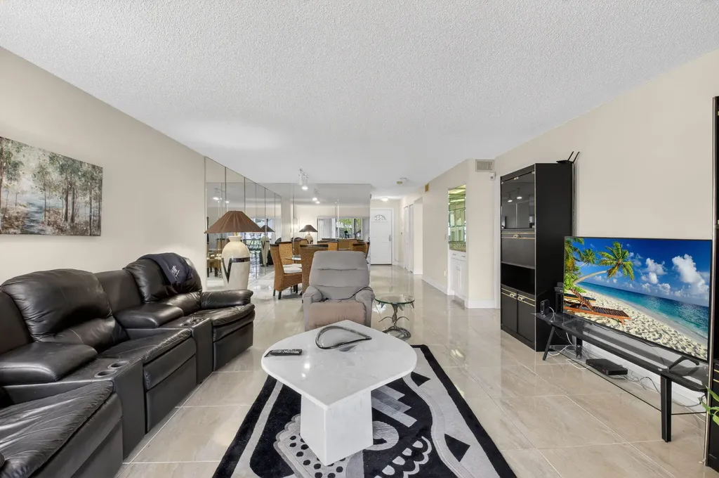 15 Stratford Drive Boynton Beach FL 33436