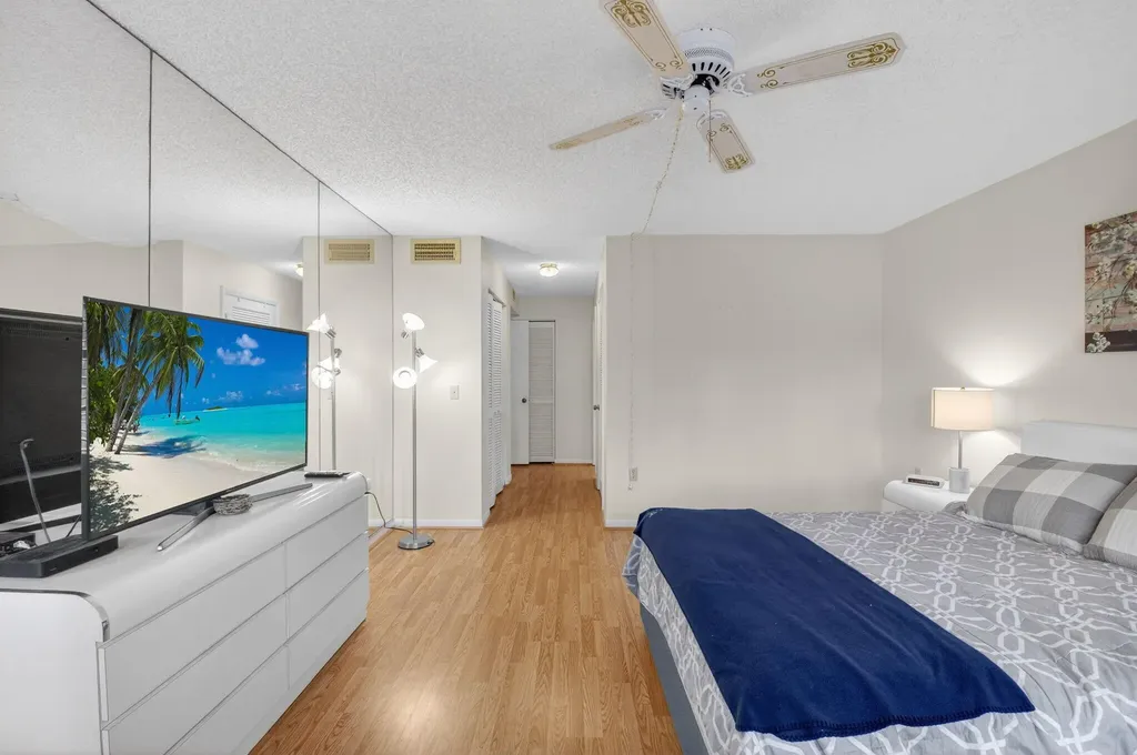 15 Stratford Drive Boynton Beach FL 33436