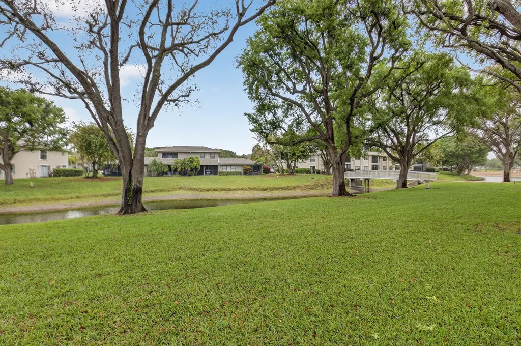 15 Stratford Drive Boynton Beach FL 33436