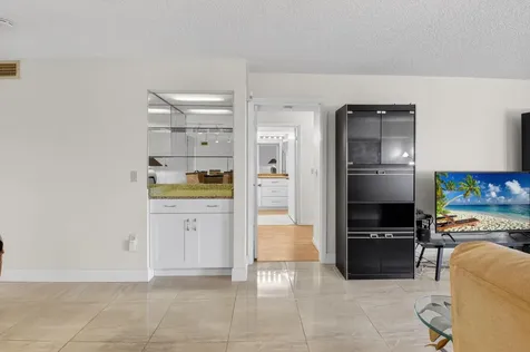 15 Stratford Drive Boynton Beach FL 33436