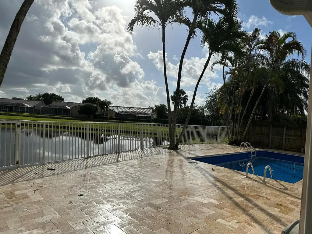 9841 Ridgecreek Road Boca Raton FL 33496