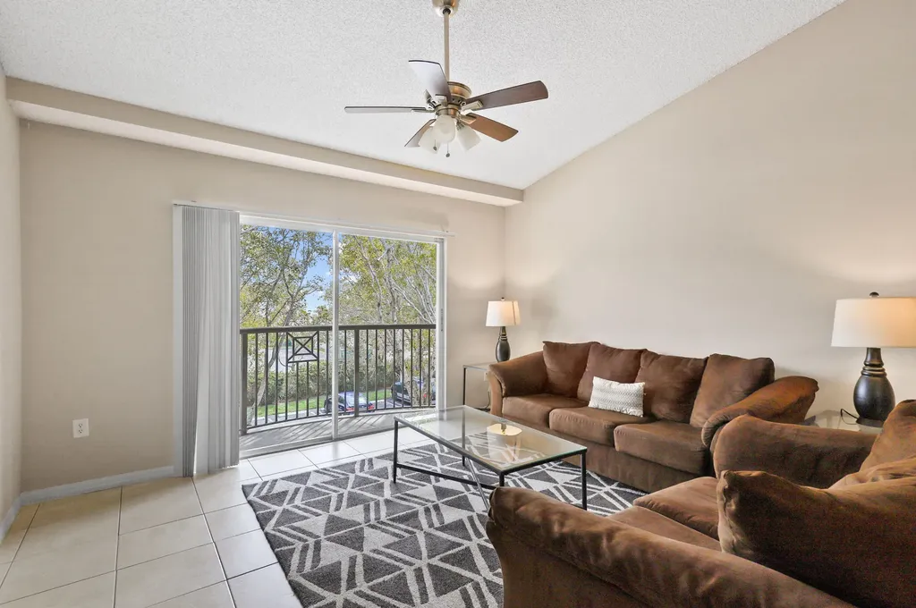 4159 N Haverhill Road West Palm Beach FL 33417