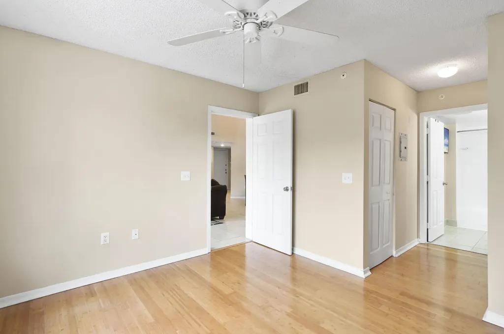 4159 N Haverhill Road West Palm Beach FL 33417