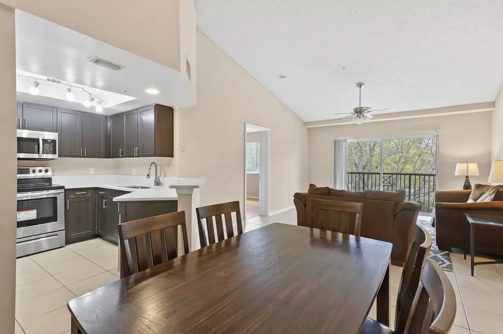 4159 N Haverhill Road West Palm Beach FL 33417