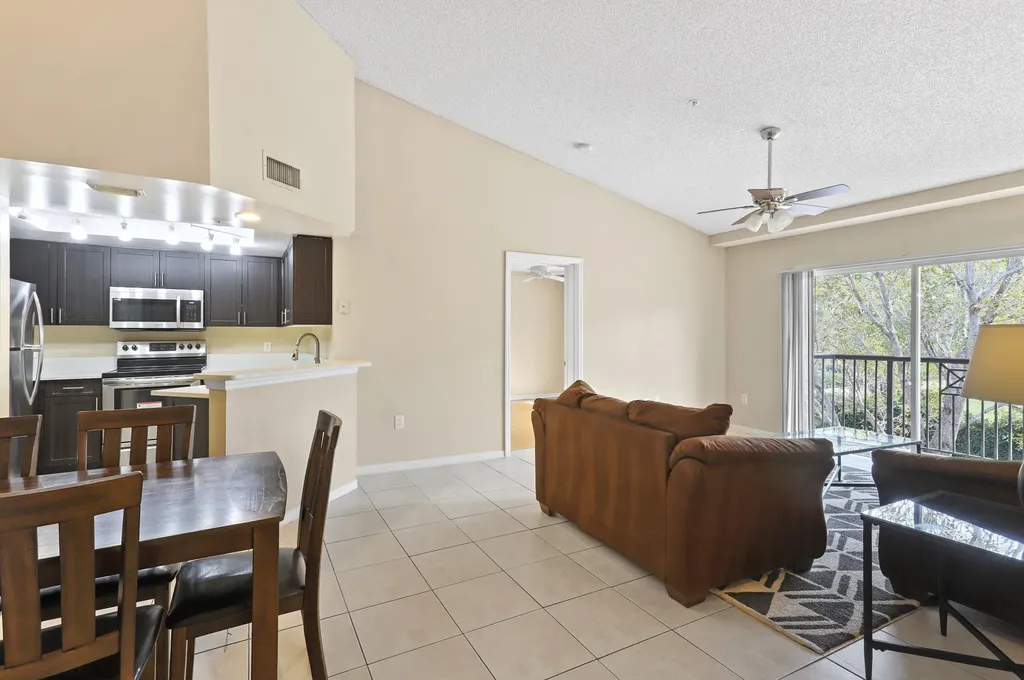 4159 N Haverhill Road West Palm Beach FL 33417