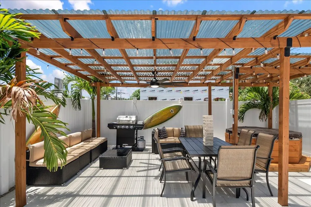 2741 Parker Avenue West Palm Beach FL 33405